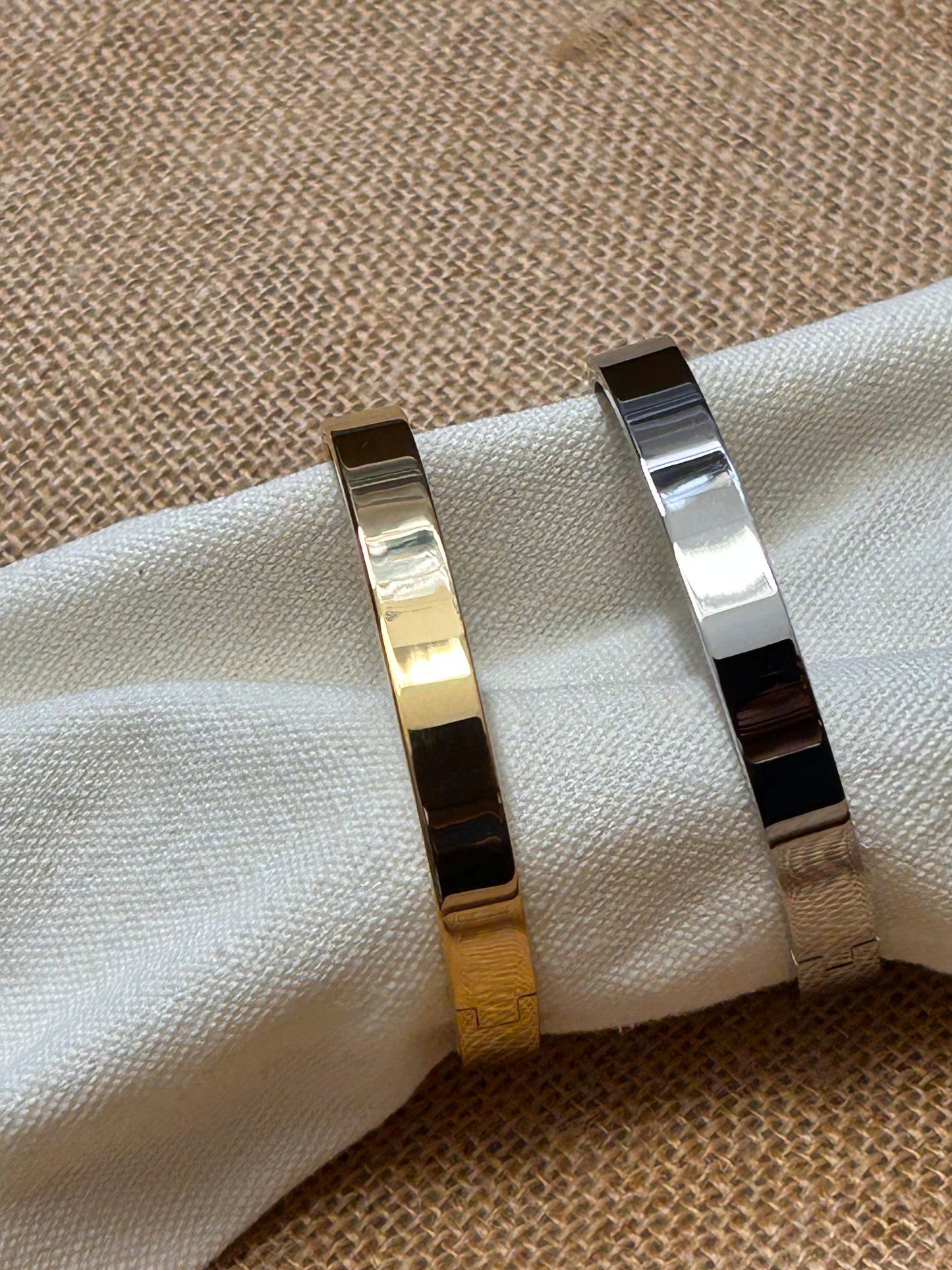 Rio Bangle