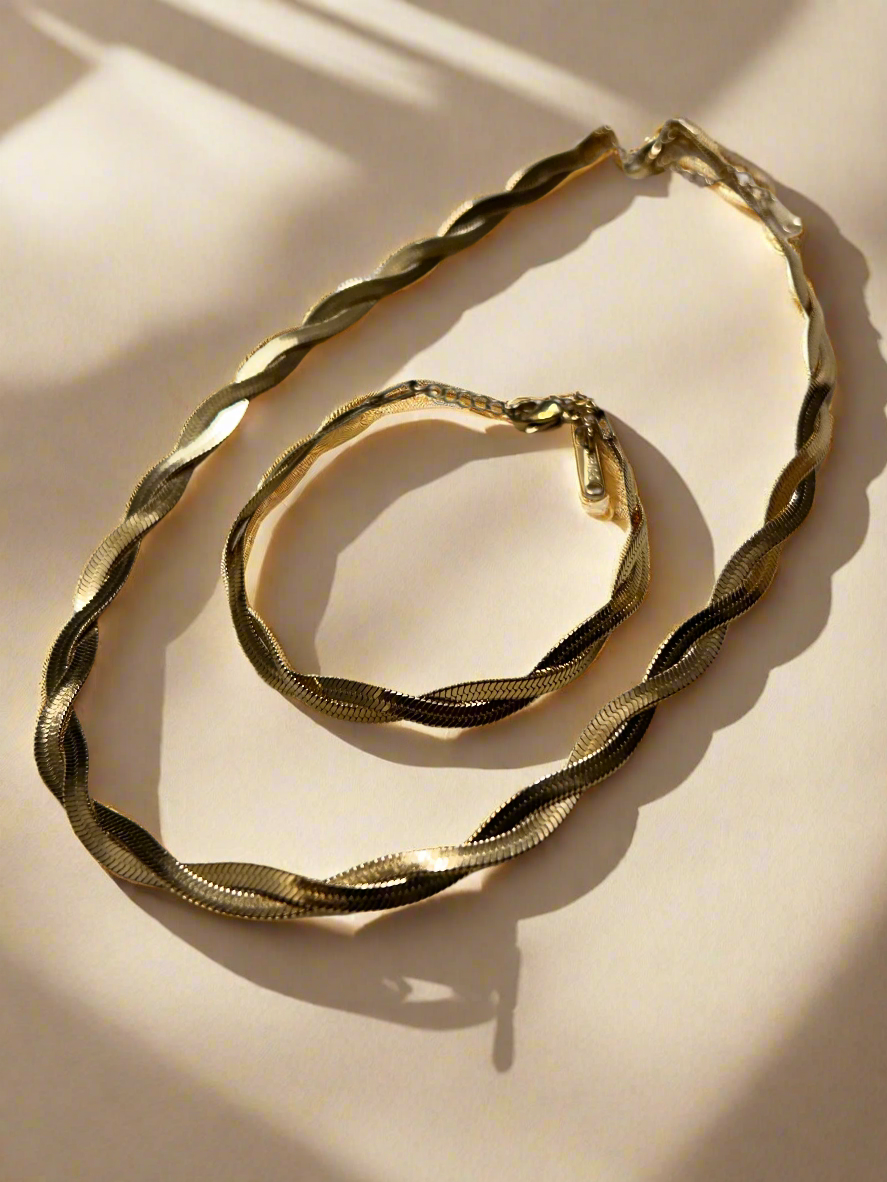 Roman Necklace