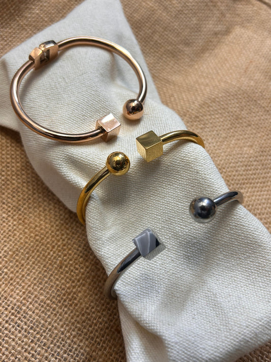 Casablanca Hinge Bracelet