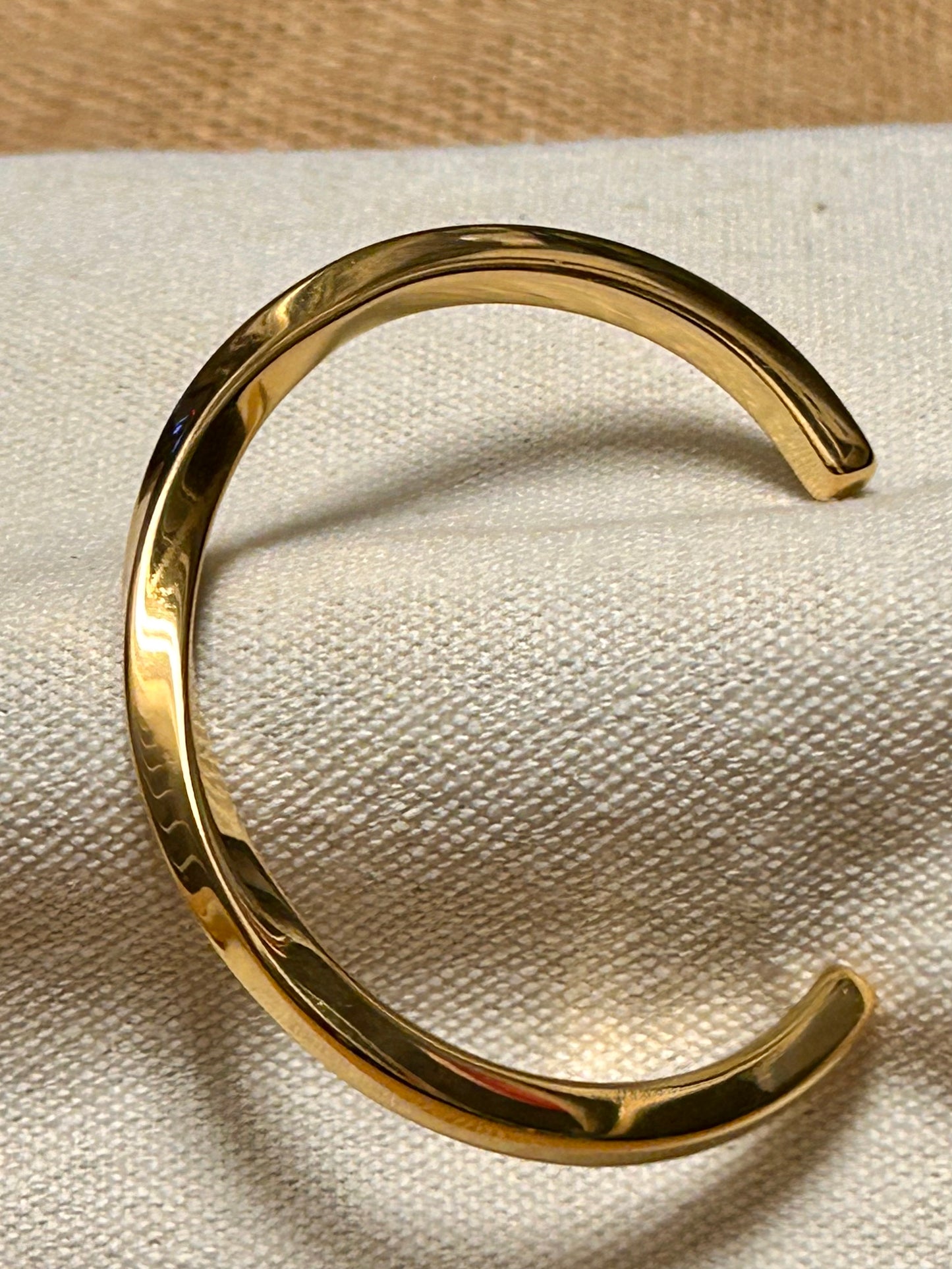 Tahiti Cuff